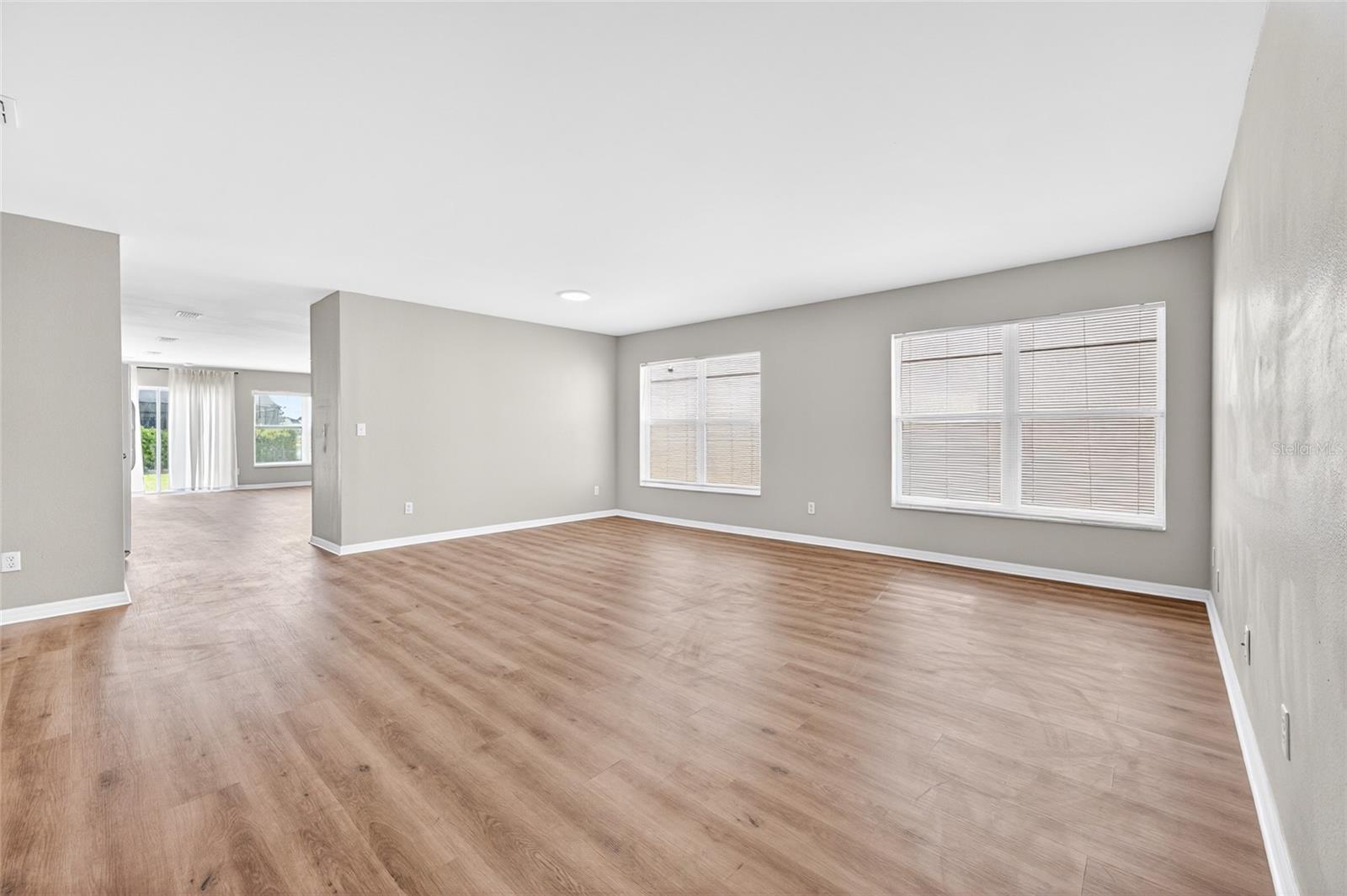 WATERFORD CHASE EAST PH 02 VILLAGE - Residential