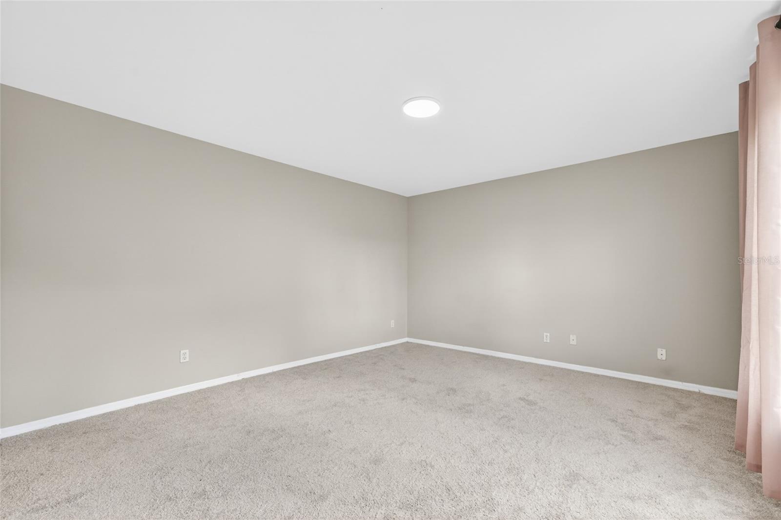 WATERFORD CHASE EAST PH 02 VILLAGE - Residential