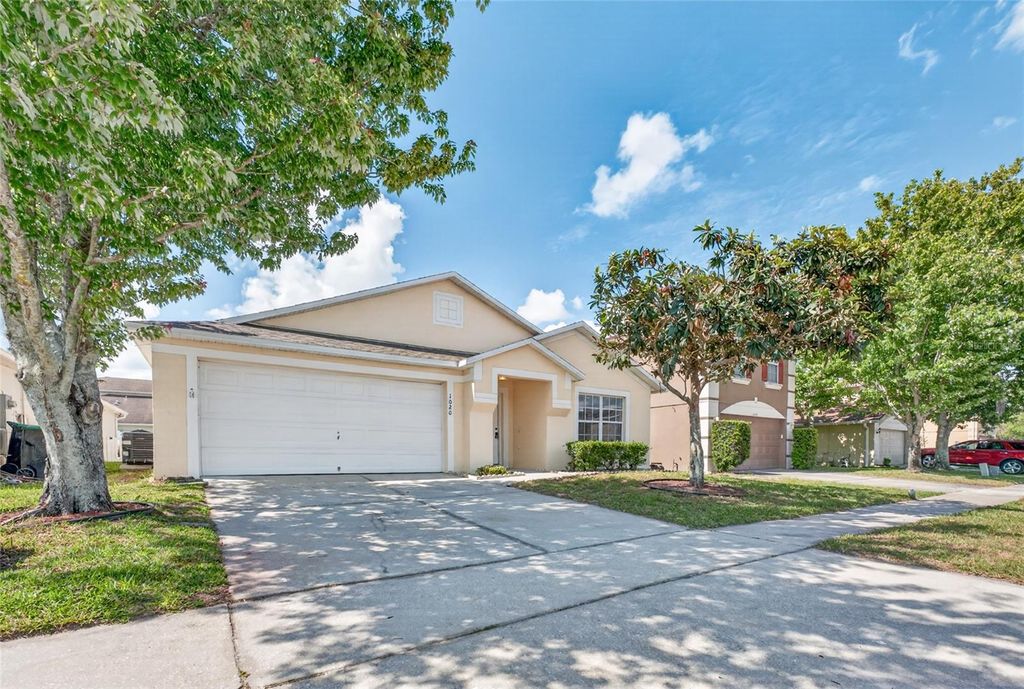Photo of 1020 Battery Pointe Drive, Orlando, FL 32828 (MLS # O6401948)
