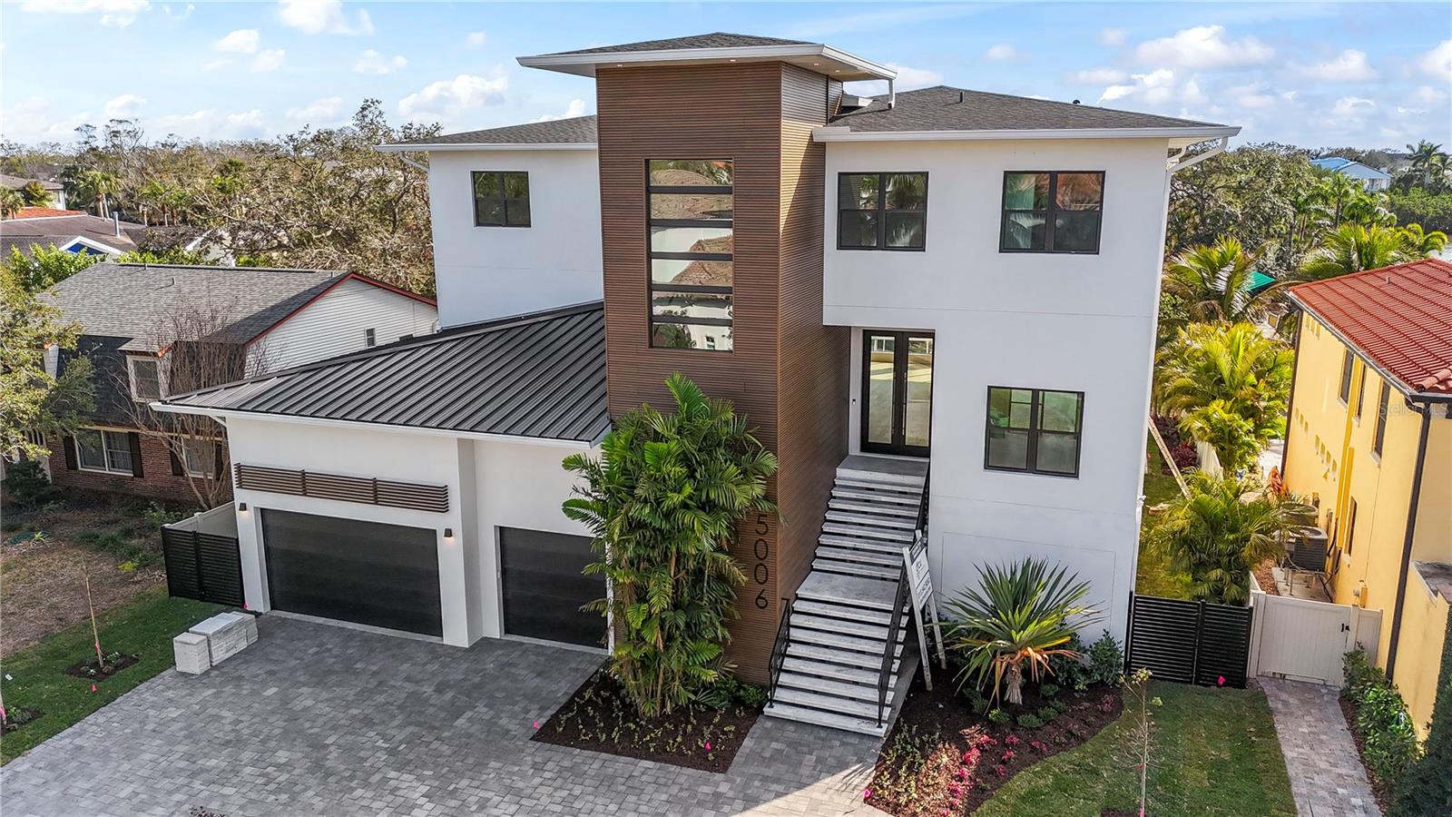 5006 W SAN MIGUEL STREET