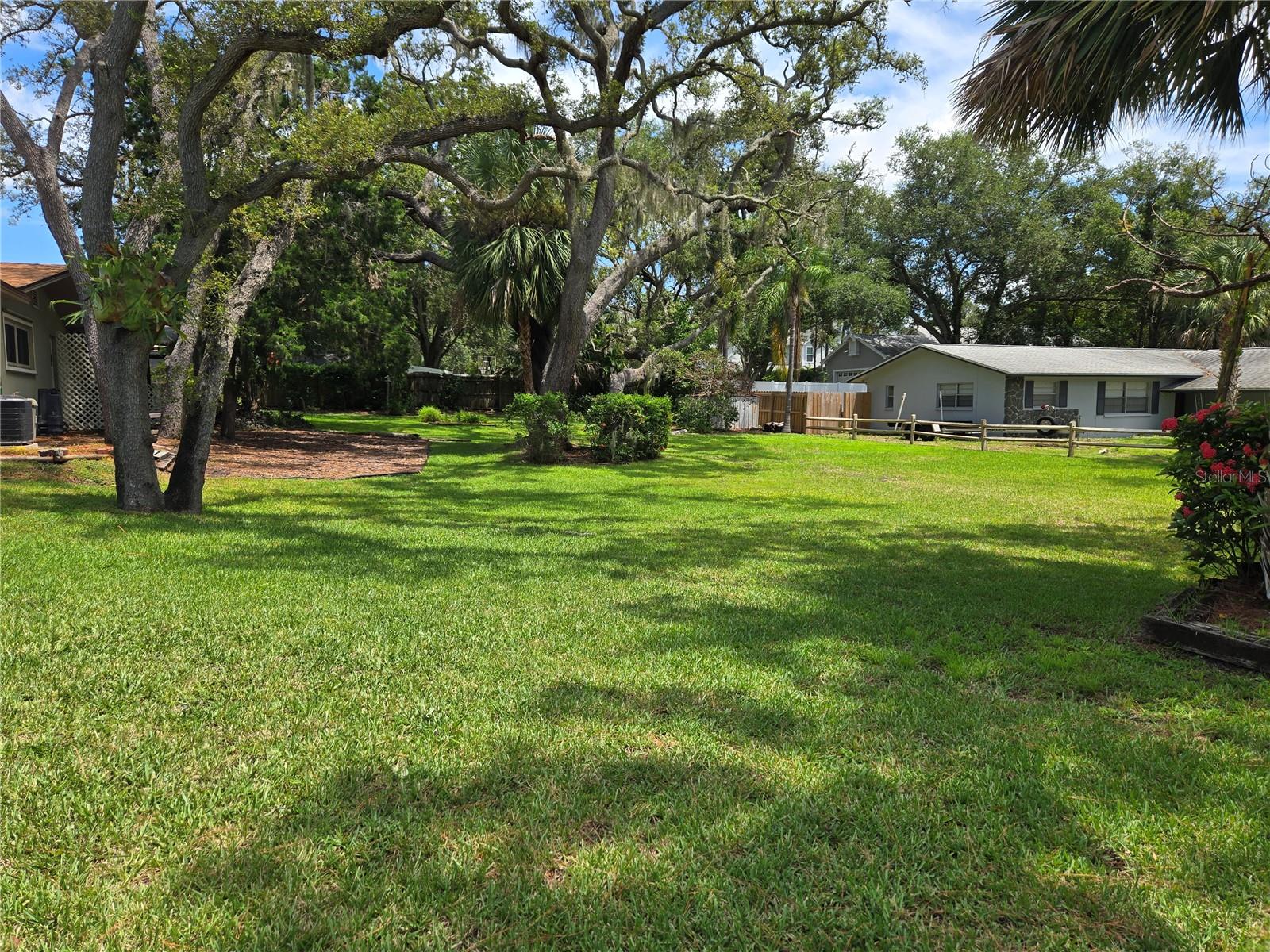 236 PINECREST DRIVE