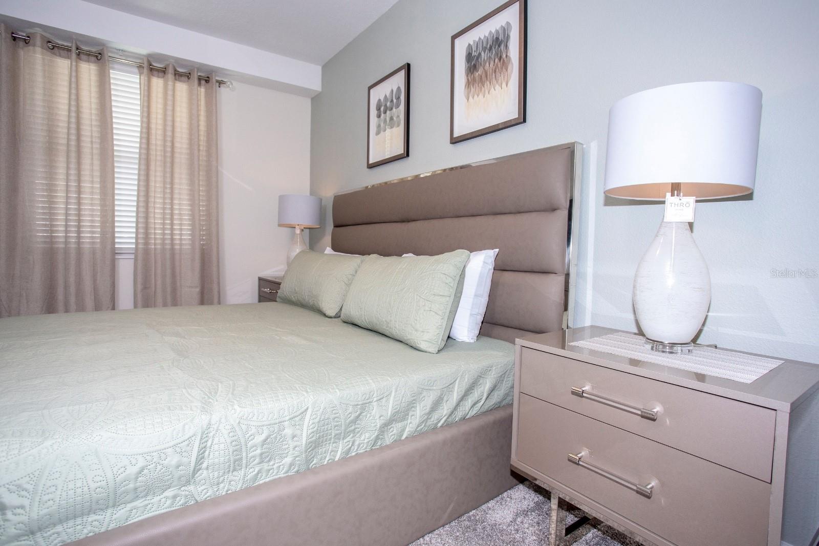 THE TERRACES AT STOREY LAKE CONDO 1 PH 1 - Residential