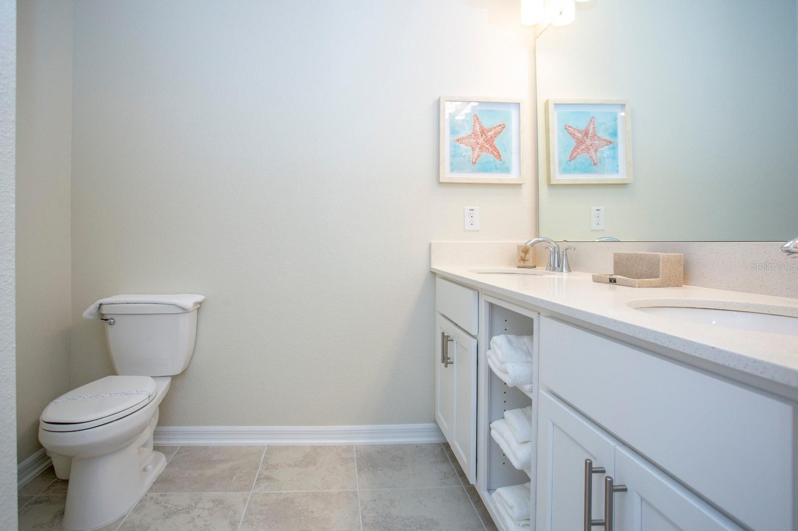 THE TERRACES AT STOREY LAKE CONDO 1 PH 1 - Residential