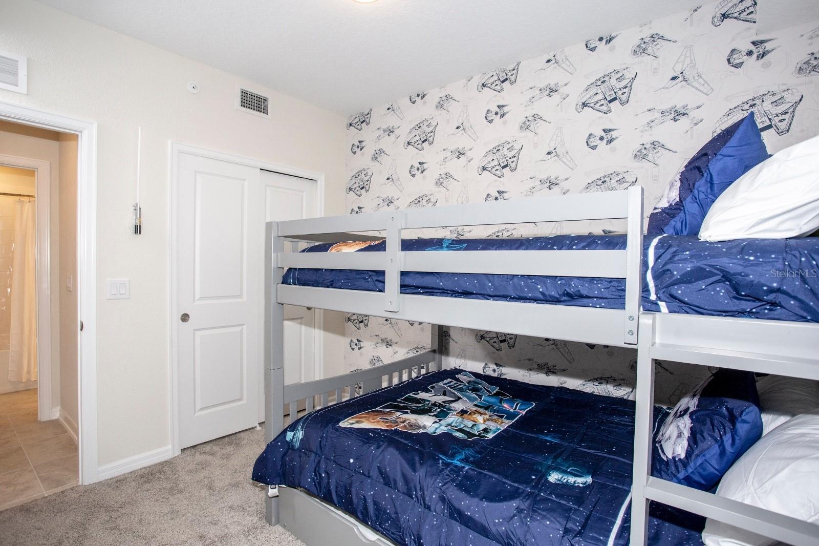 THE TERRACES AT STOREY LAKE CONDO 1 PH 1 - Residential