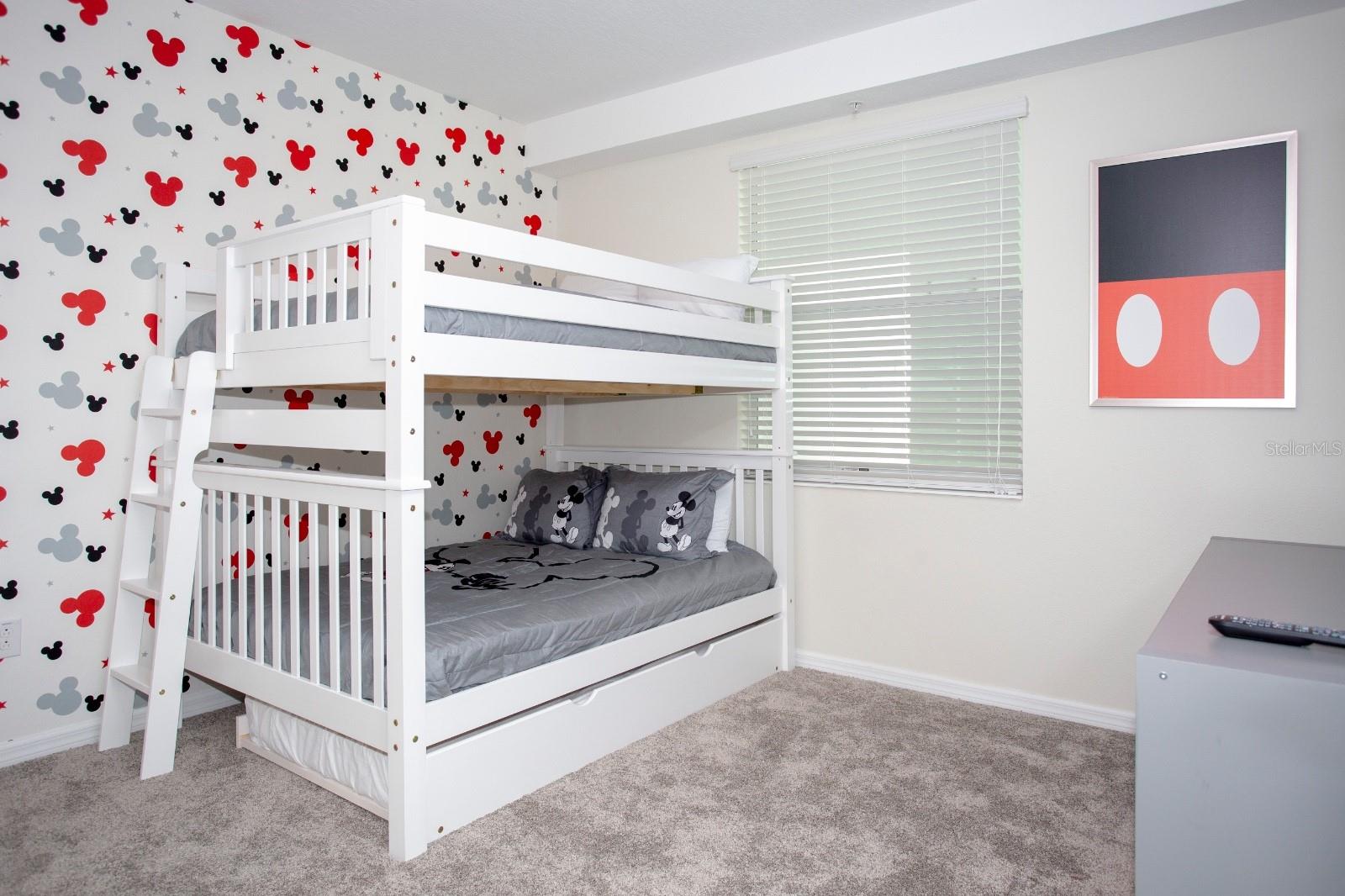 THE TERRACES AT STOREY LAKE CONDO 1 PH 1 - Residential