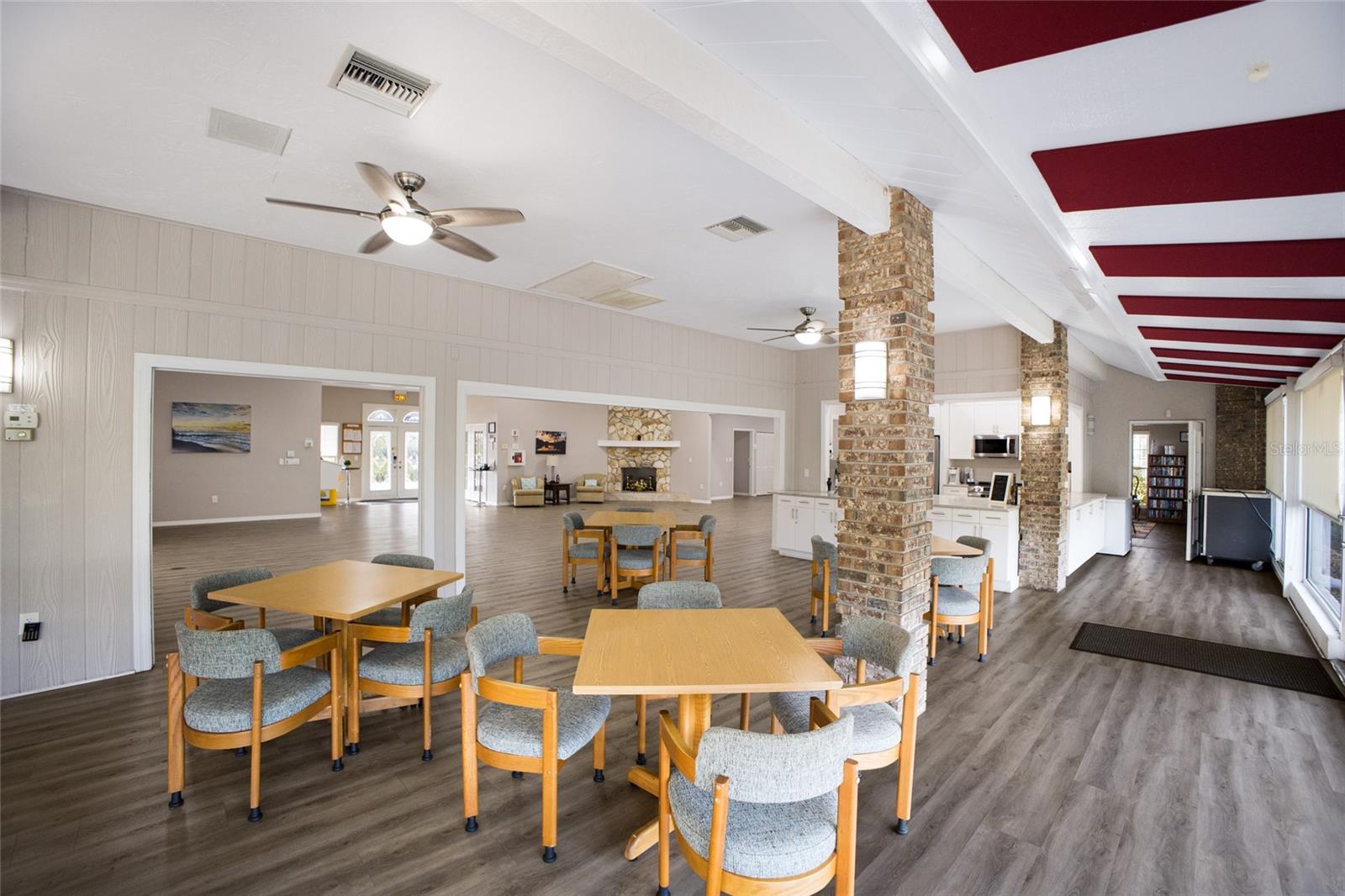 GARDEN LAKES VILLAS SEC 3 - Residential