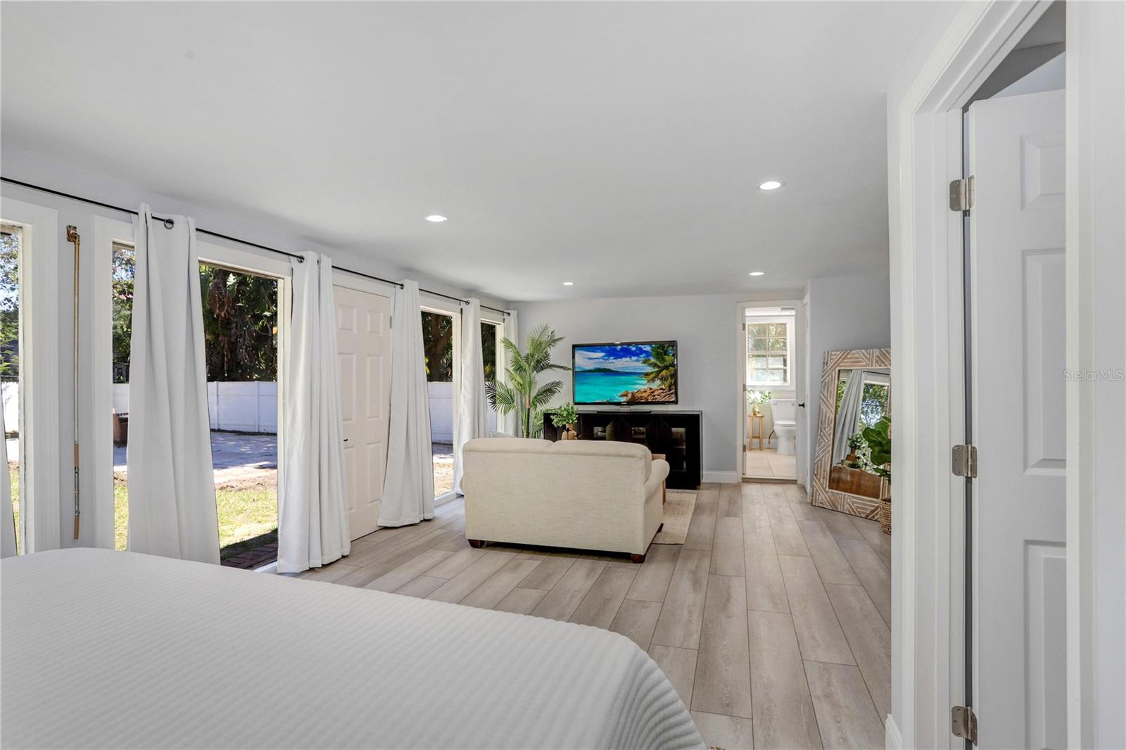 MARYMONT - Residential