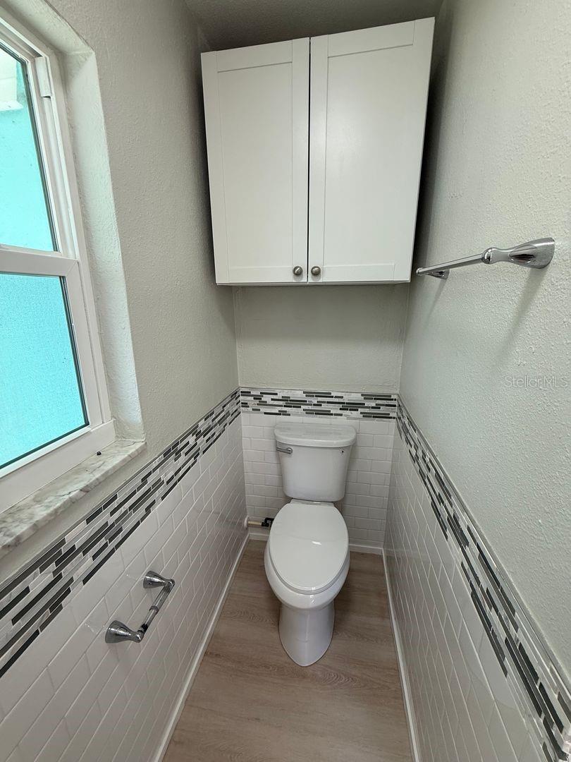 GAY SHORES - Residential Lease