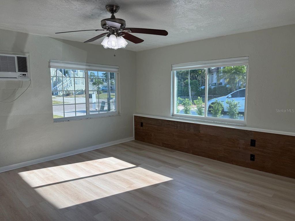 Photo of 185 175th Terrace Drive E, Redington Shores, FL 33708 (MLS # TB8500911)