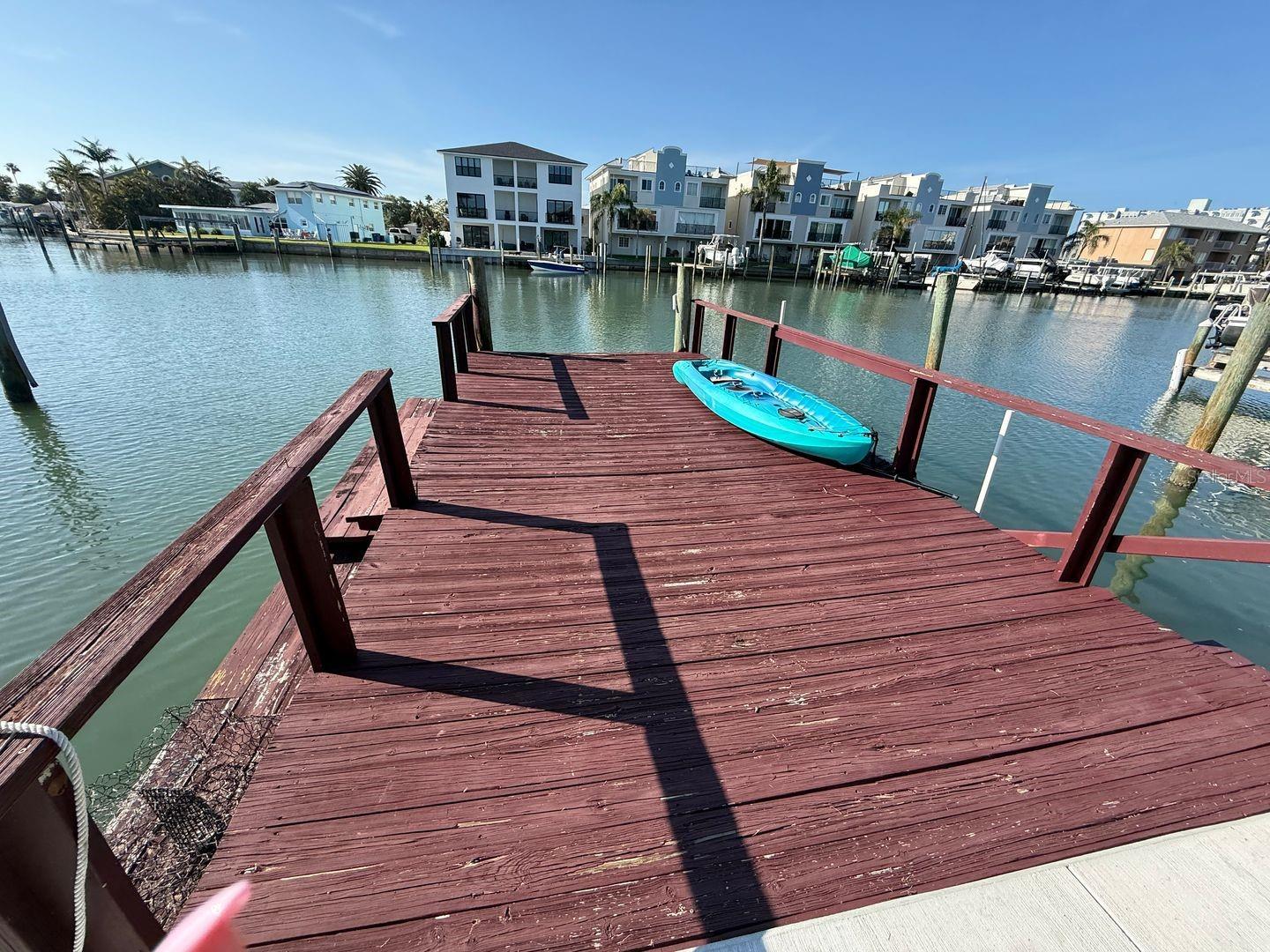 GAY SHORES - Residential Lease