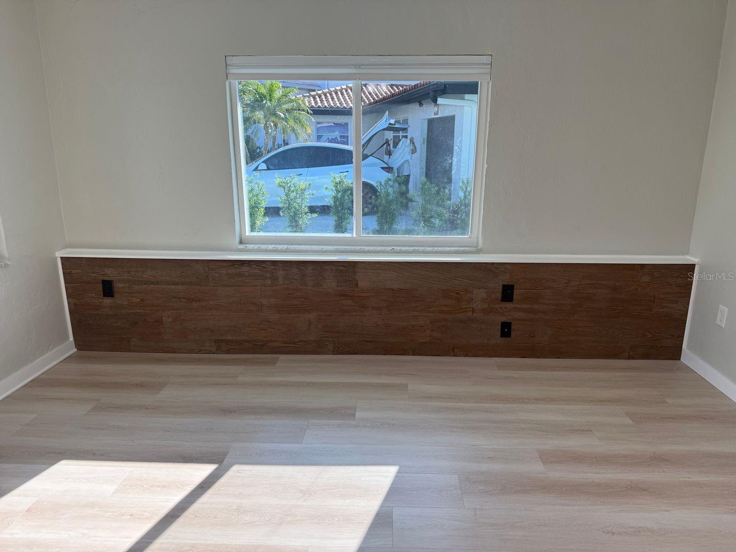 GAY SHORES - Residential Lease