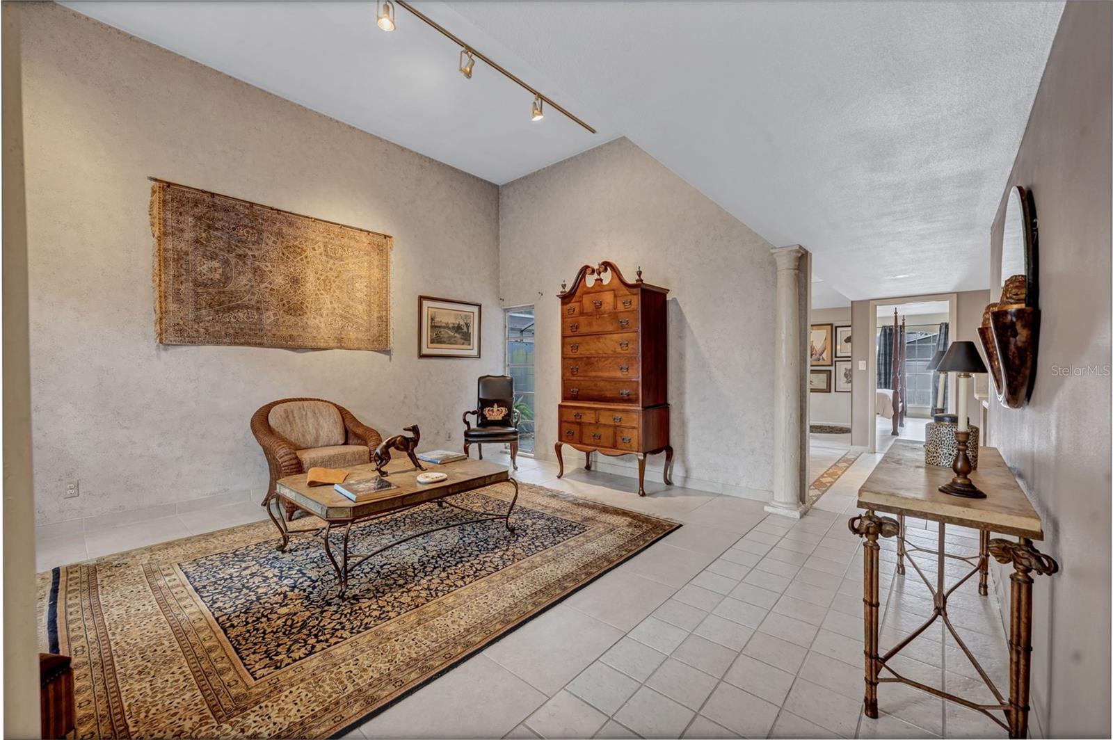 GOLFVIEW HEIGHTS - Residential