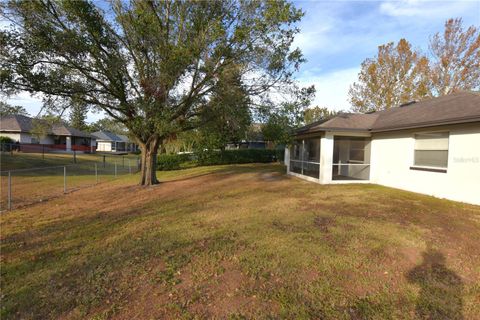 A home in LAKELAND