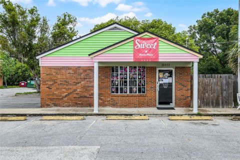 Photo of 16927 Lakeside Drive, Montverde, FL 34756 (MLS # G5102356)