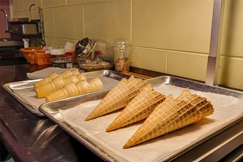 Tiny photo for 16927 Lakeside Drive, Montverde, FL 34756 (MLS # G5102356)