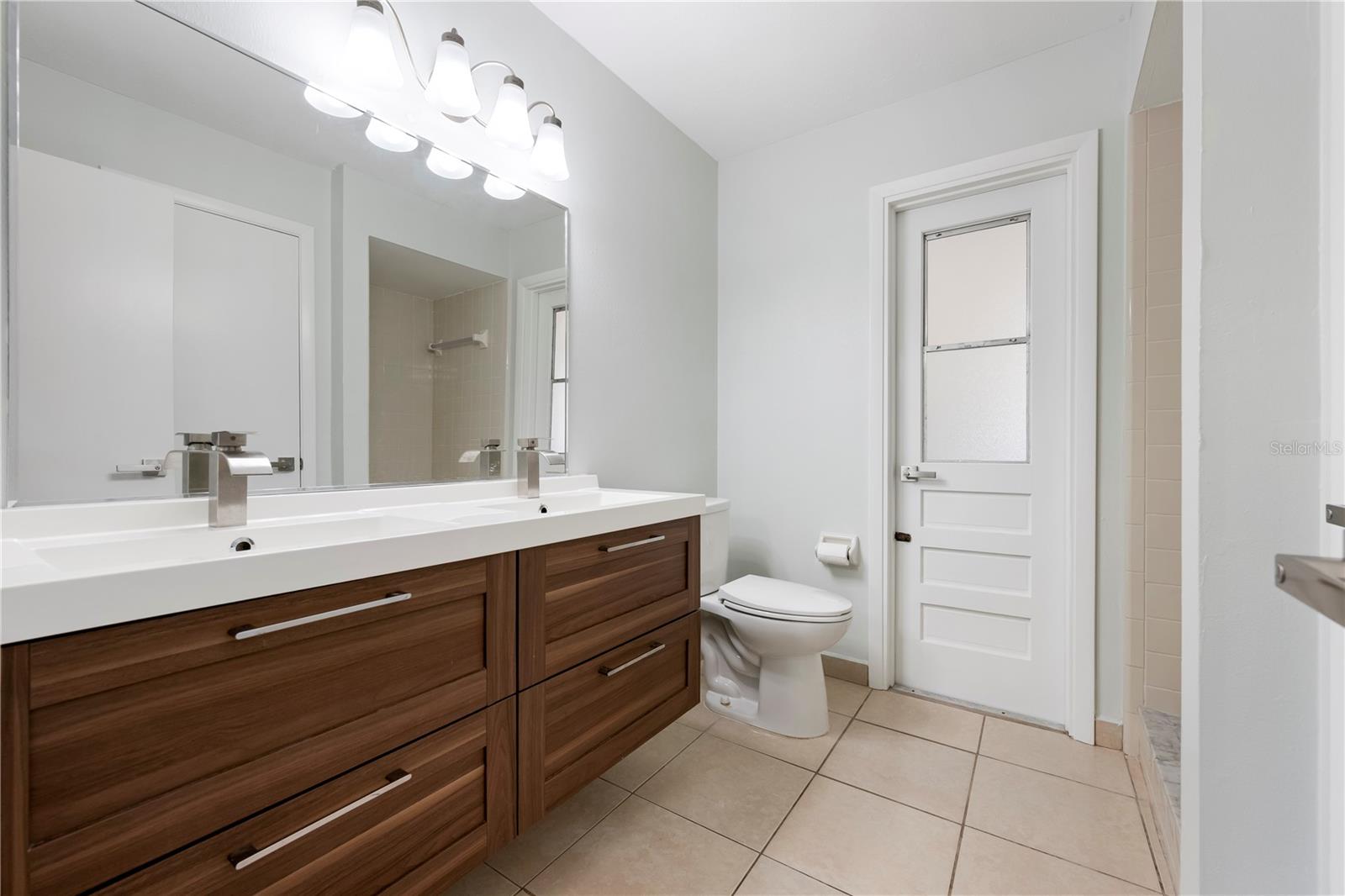 RIDGEWOOD ESTATES 19TH ADD - Residential