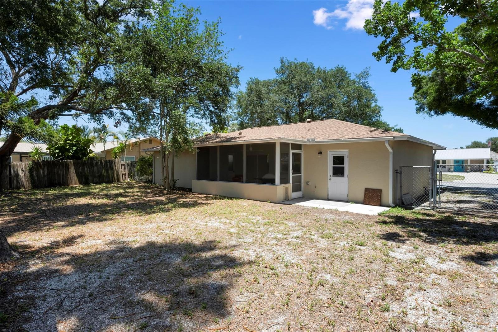 RIDGEWOOD ESTATES 19TH ADD - Residential
