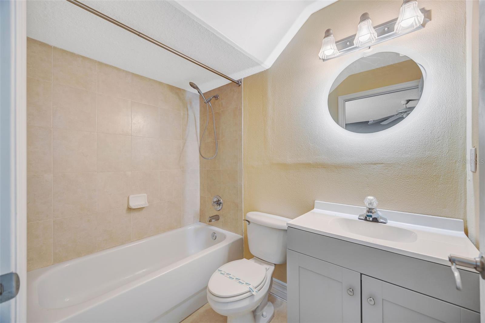 LEGACY PARK TWNHMS - Residential