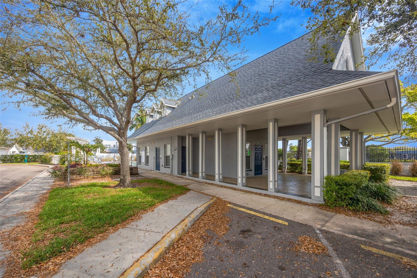 LEGACY PARK TWNHMS - Residential