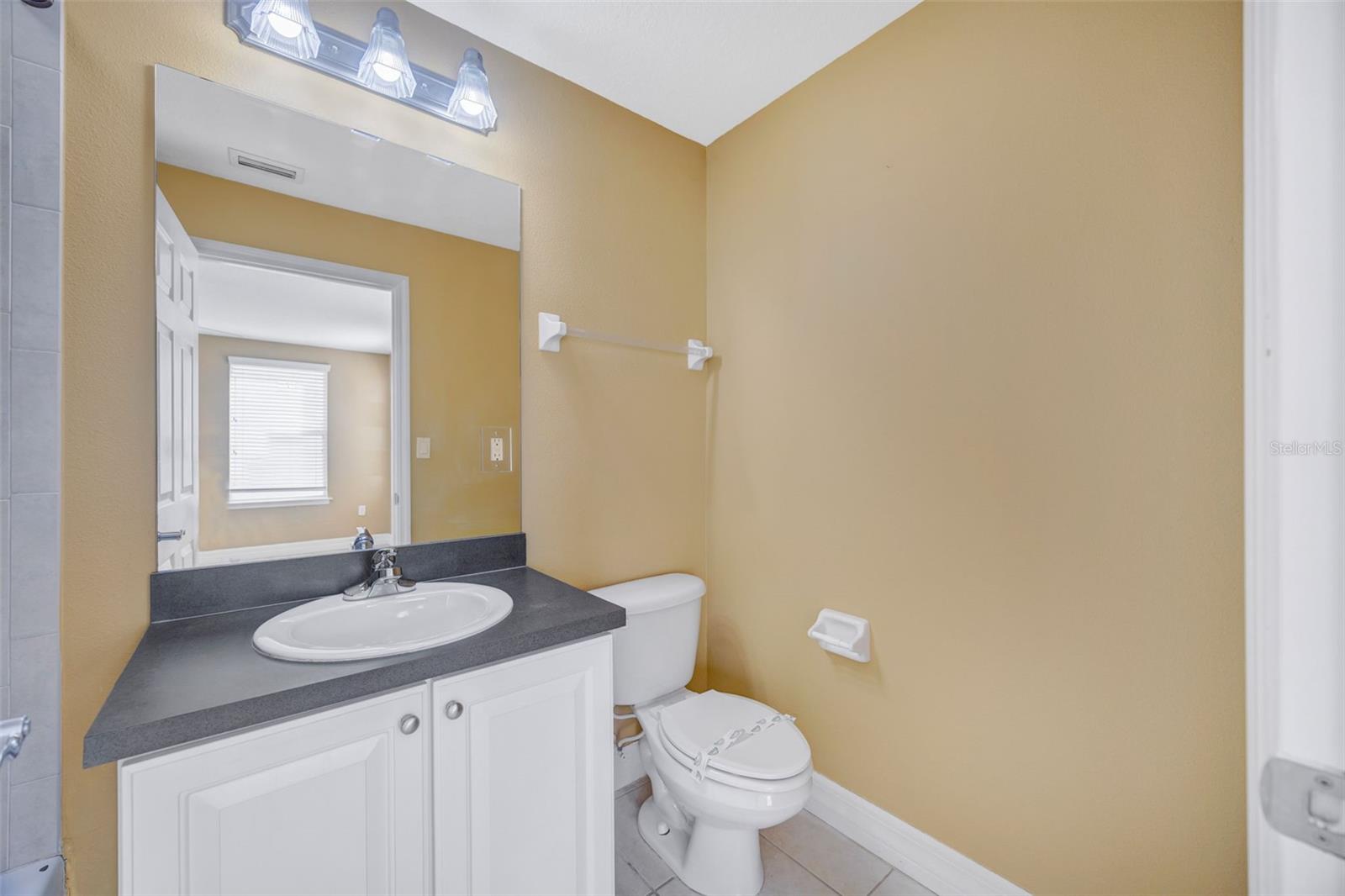 LEGACY PARK TWNHMS - Residential