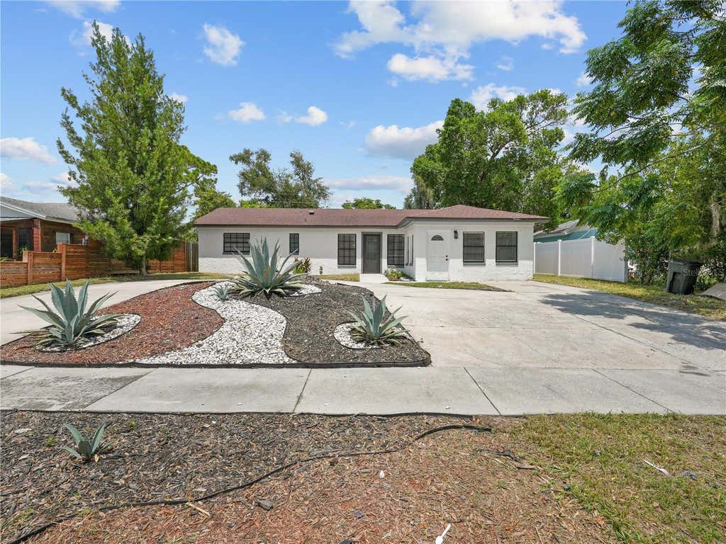 Photo of 2181 Linden Road, Winter Park, FL 32792 (MLS # O6435527)