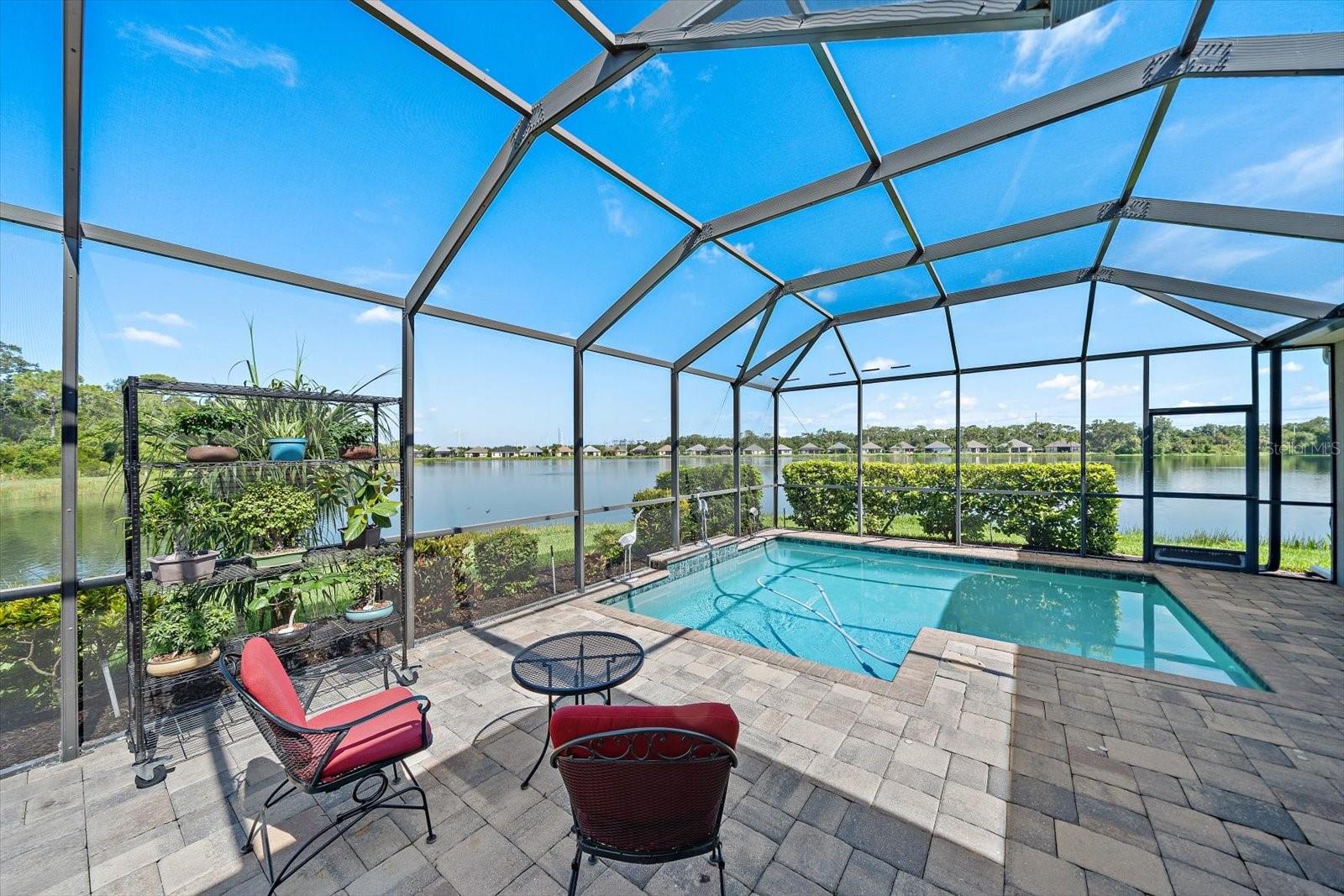 4716 CREEKRIDGE COURT