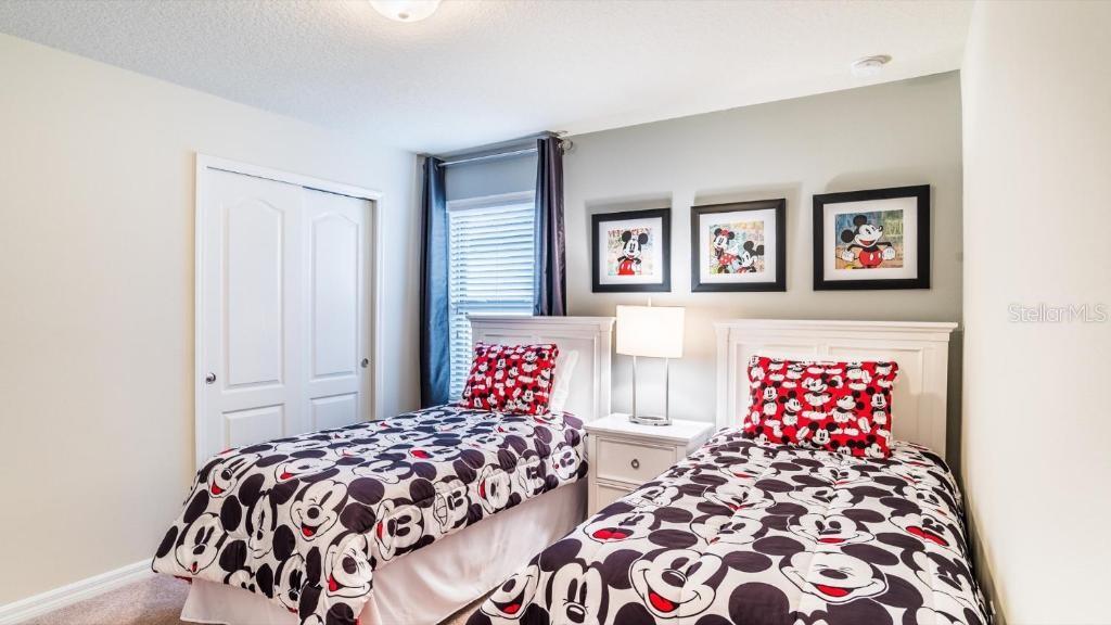 WINDSOR AT WESTSIDE PH 1 PB 23 PG 112-118 LOT 103 - Residential