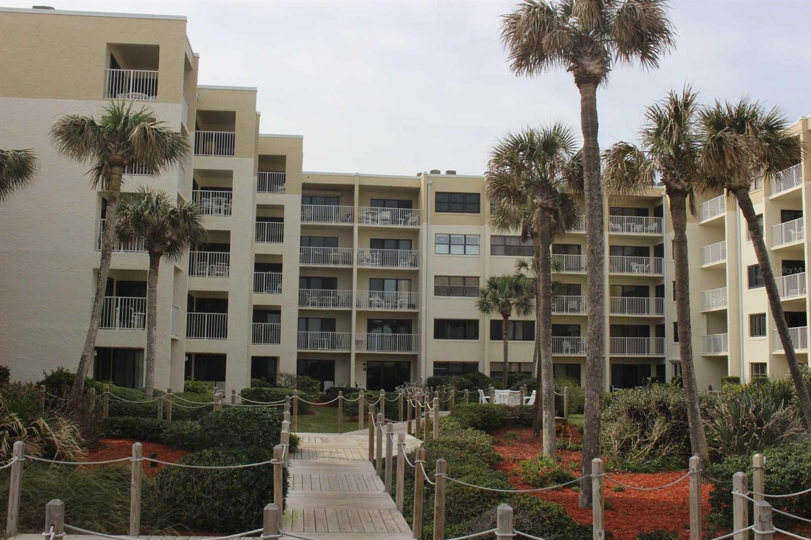 Castle Reef Condo - Residential Lease