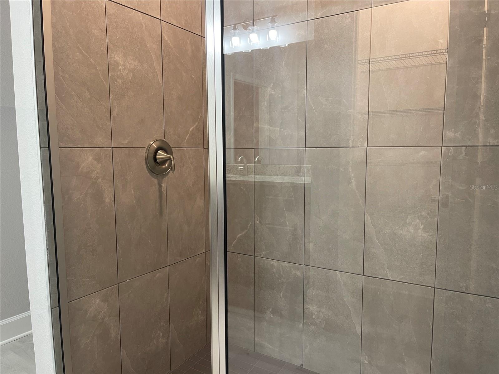 DUNDEE - Residential