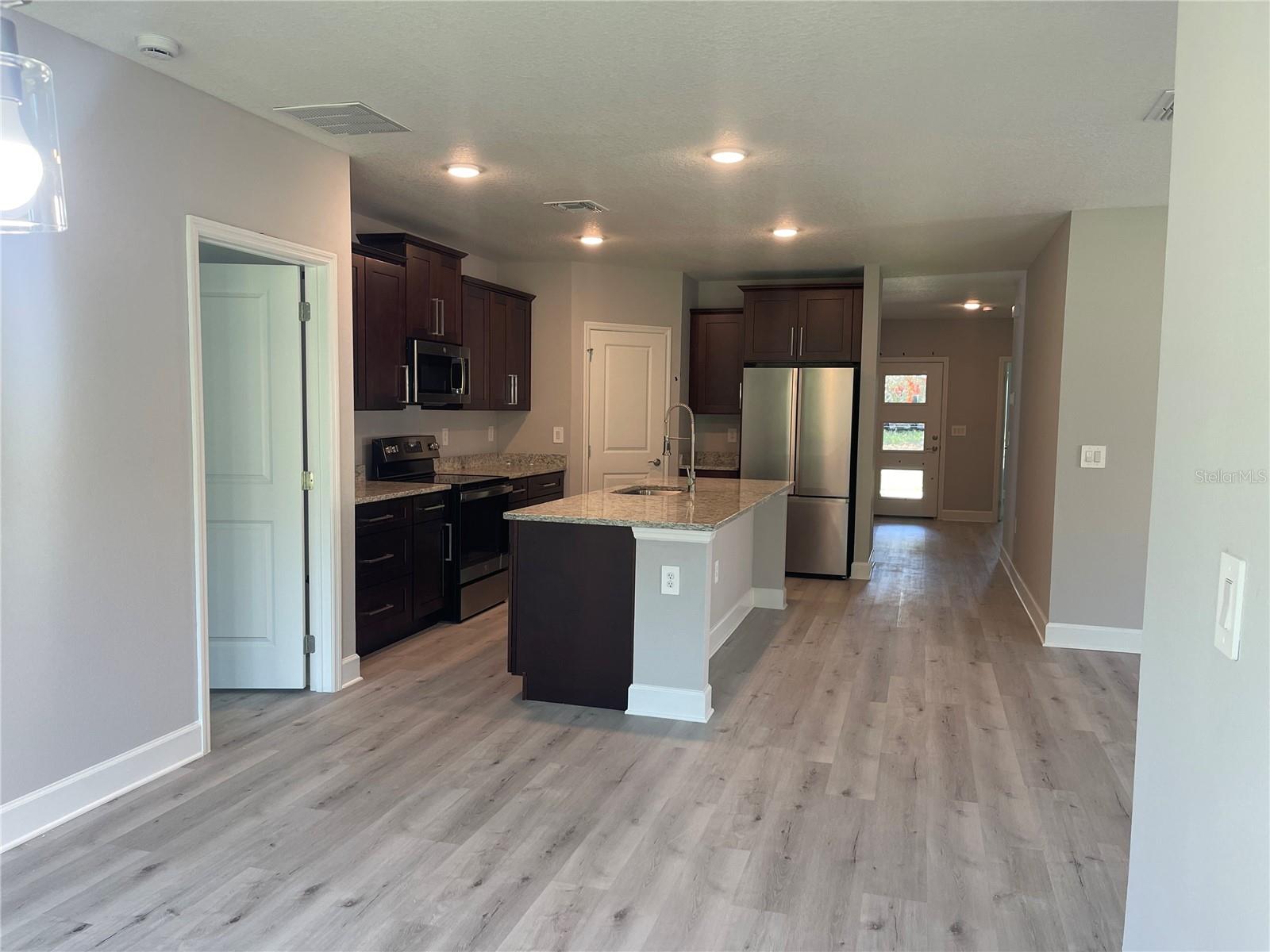 DUNDEE - Residential