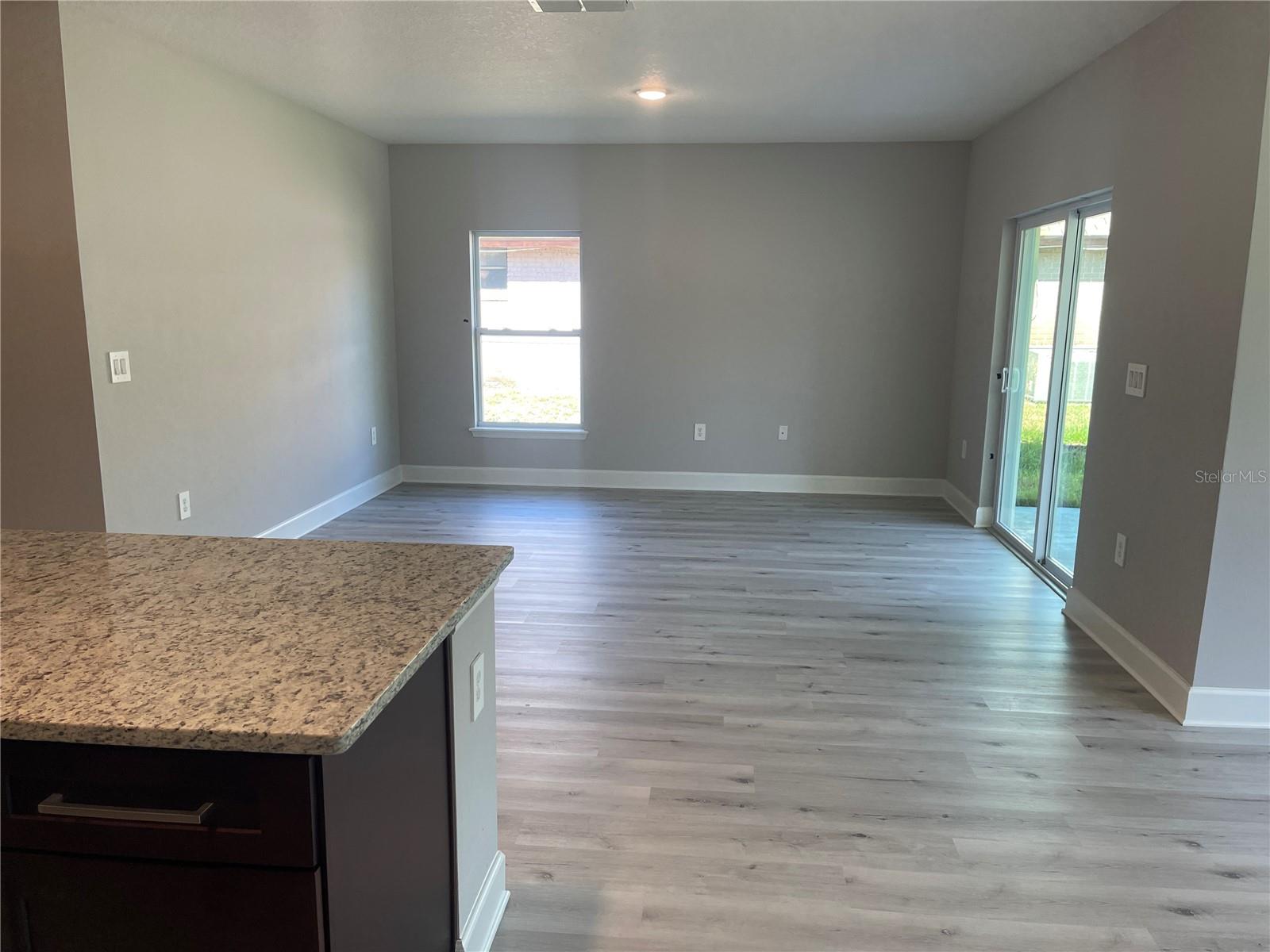 DUNDEE - Residential