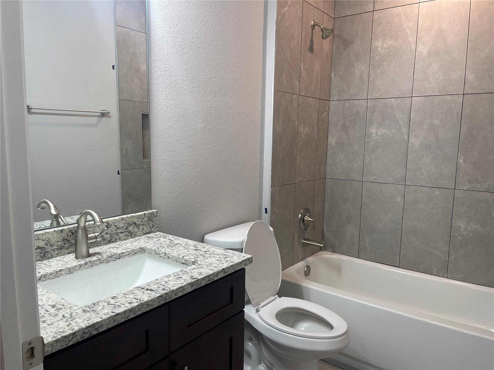 DUNDEE - Residential