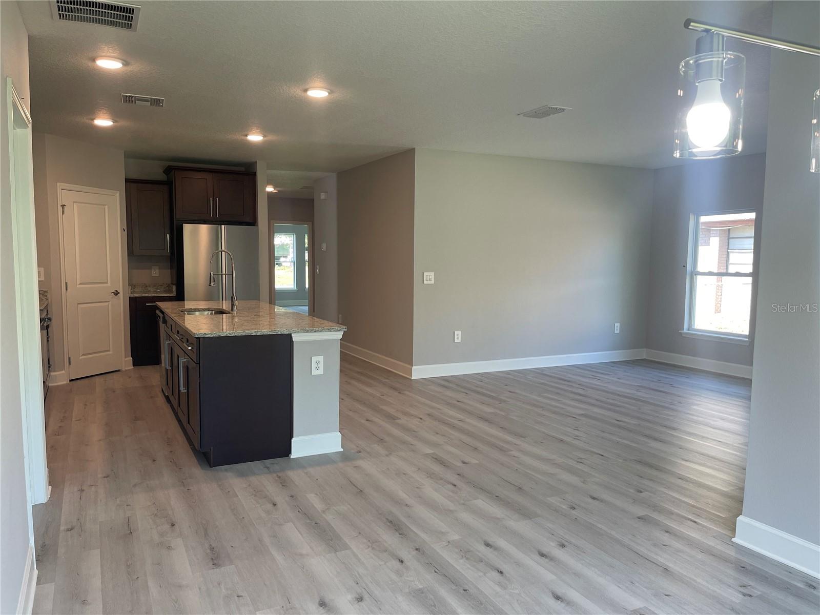 DUNDEE - Residential