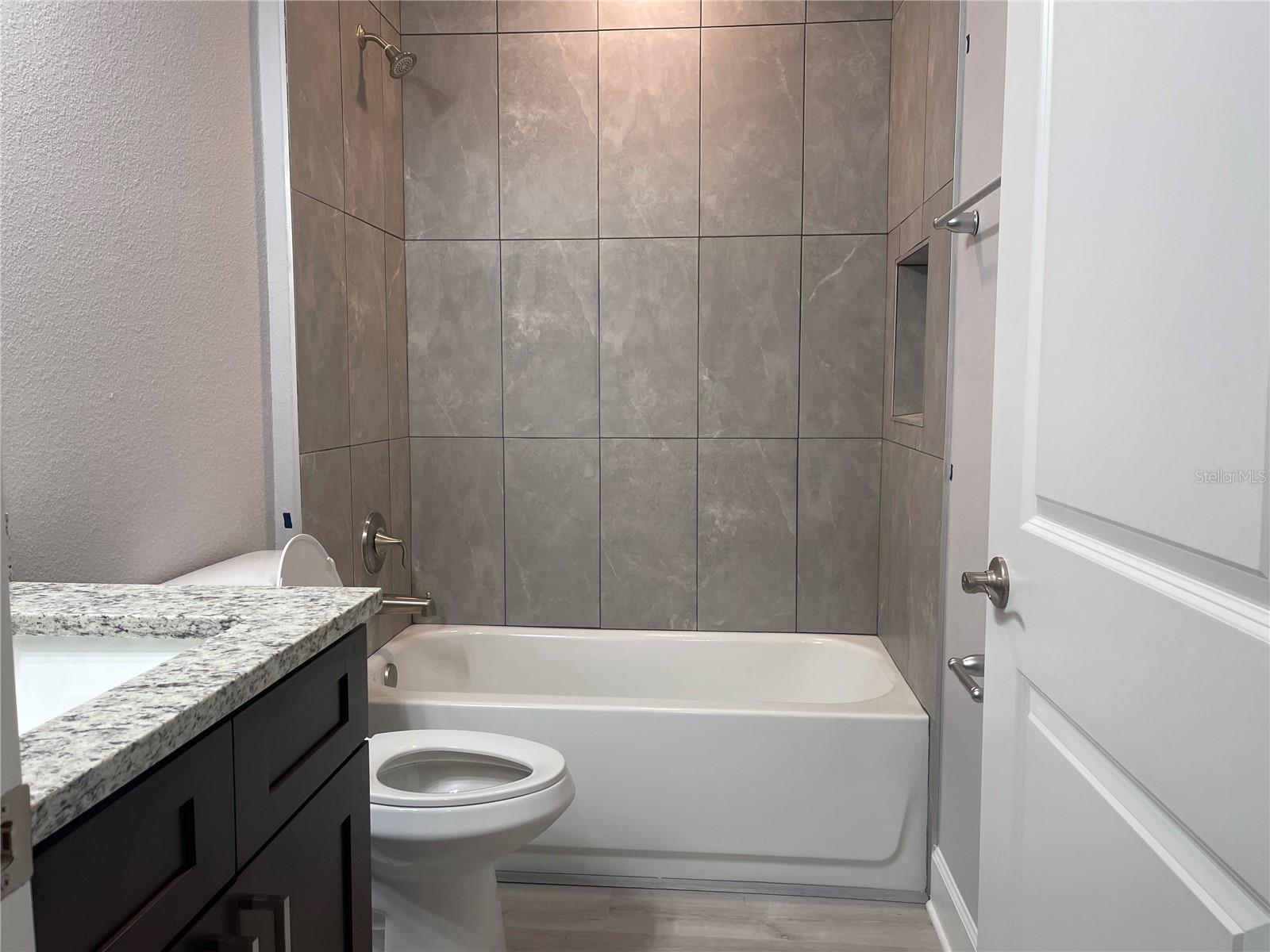 DUNDEE - Residential