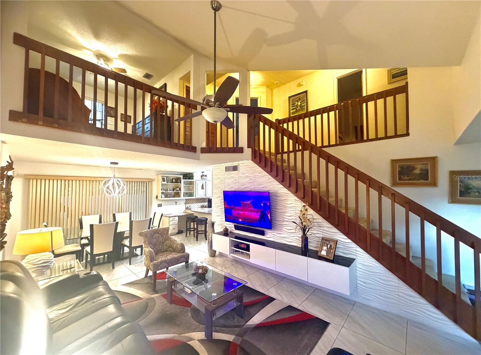 ROYALE BERMUDA TWNHS - Residential