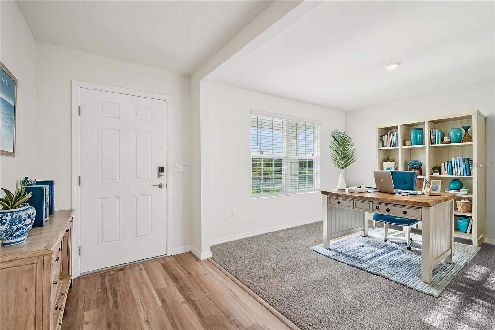 TWISTED OAKS - Residential