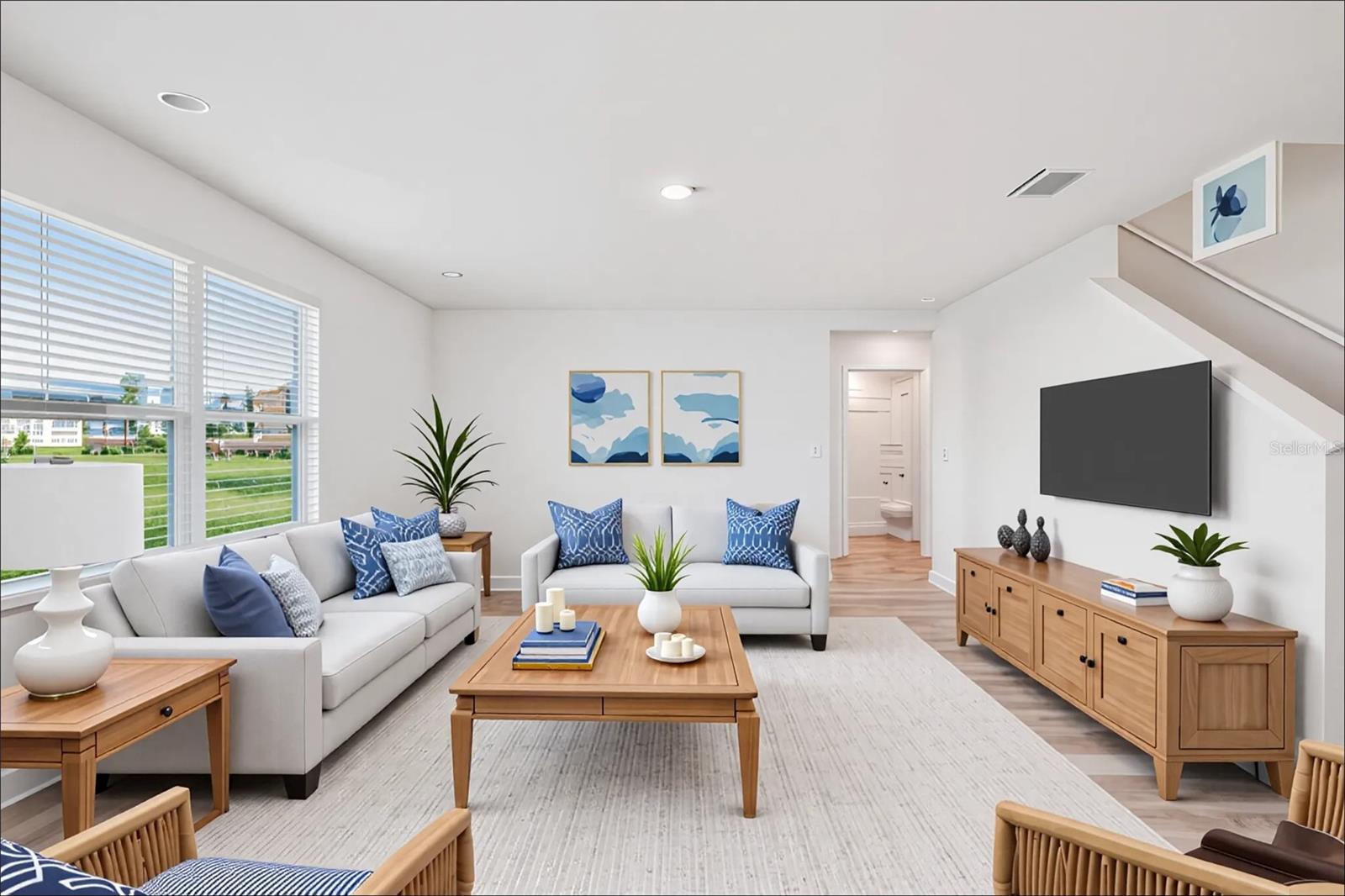 TWISTED OAKS - Residential