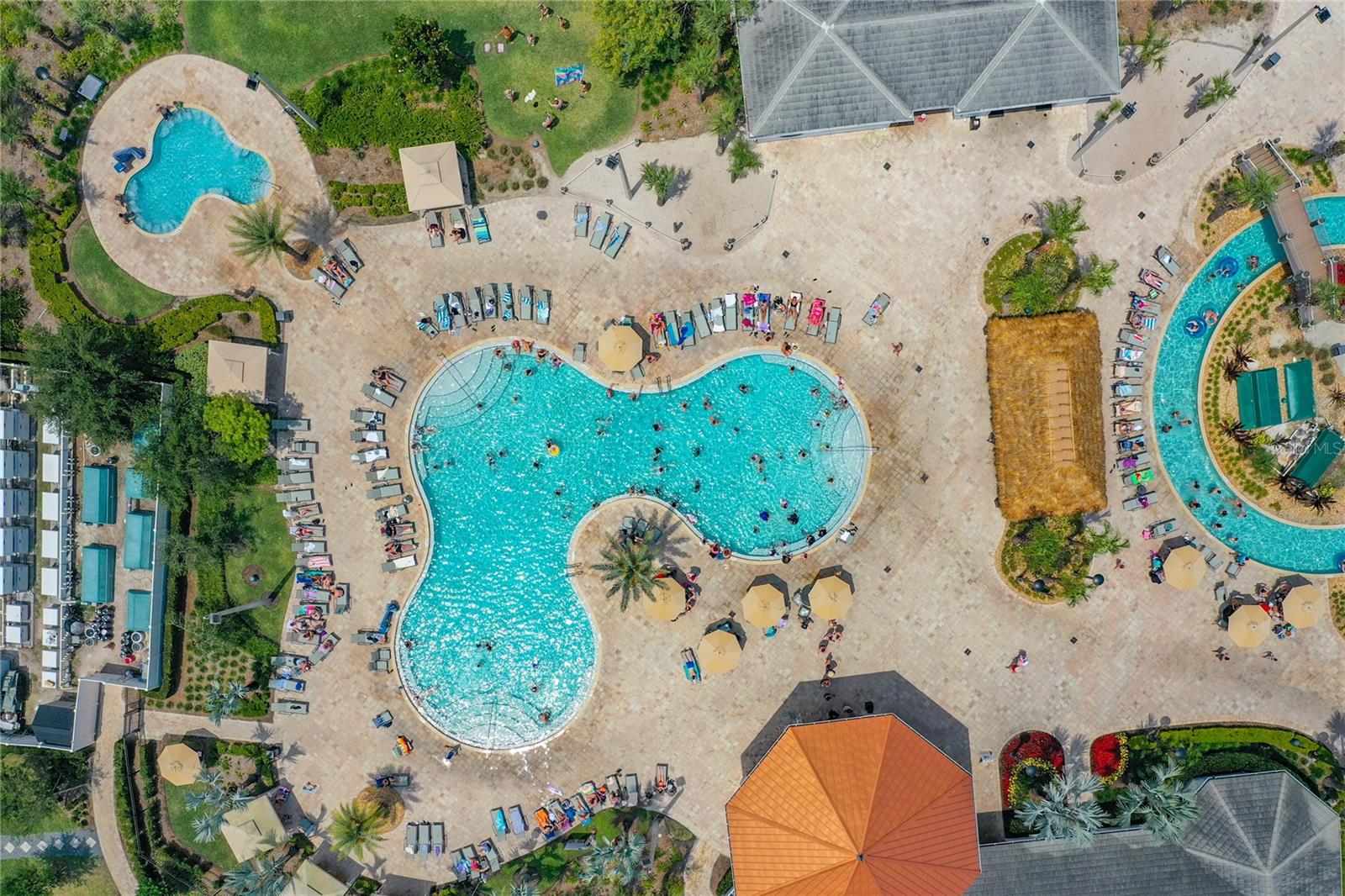 STOREY LAKE - Residential