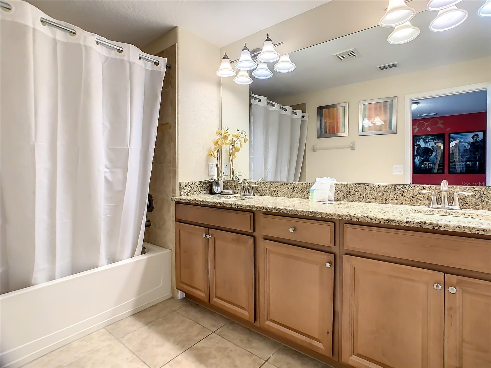 STOREY LAKE - Residential