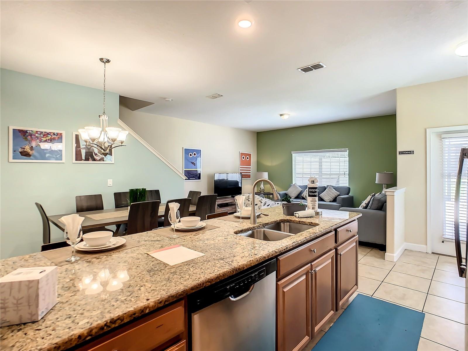 STOREY LAKE - Residential