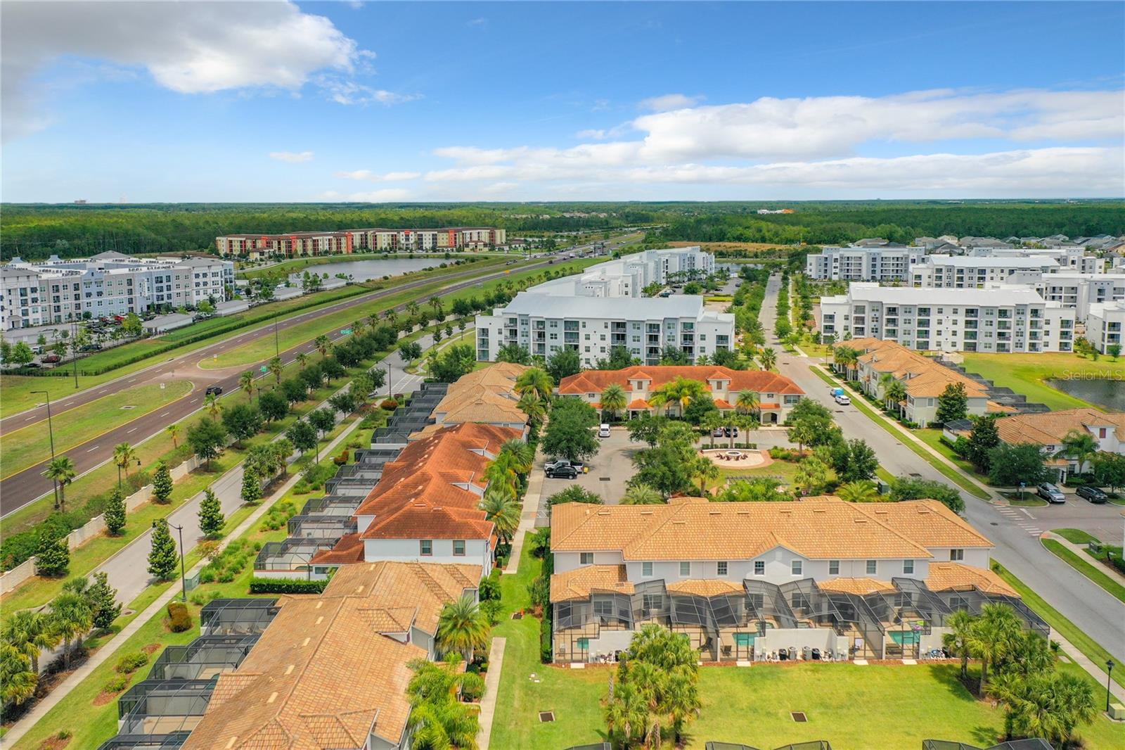 STOREY LAKE - Residential