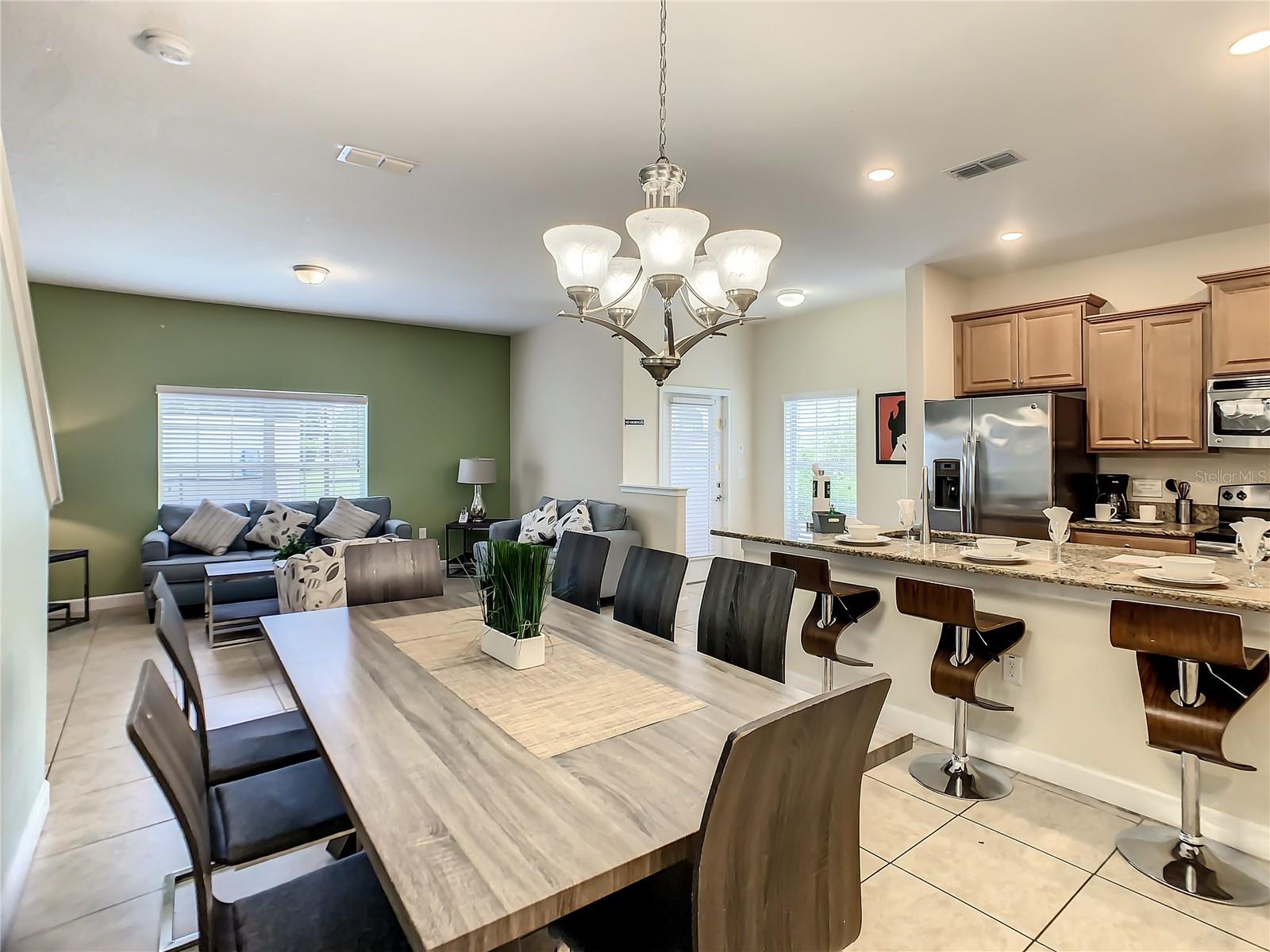 STOREY LAKE - Residential