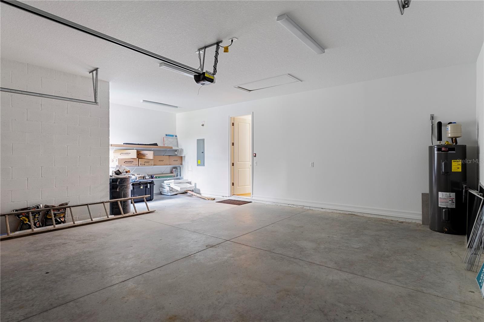 PINE RIDGE UNIT 03 - Residential