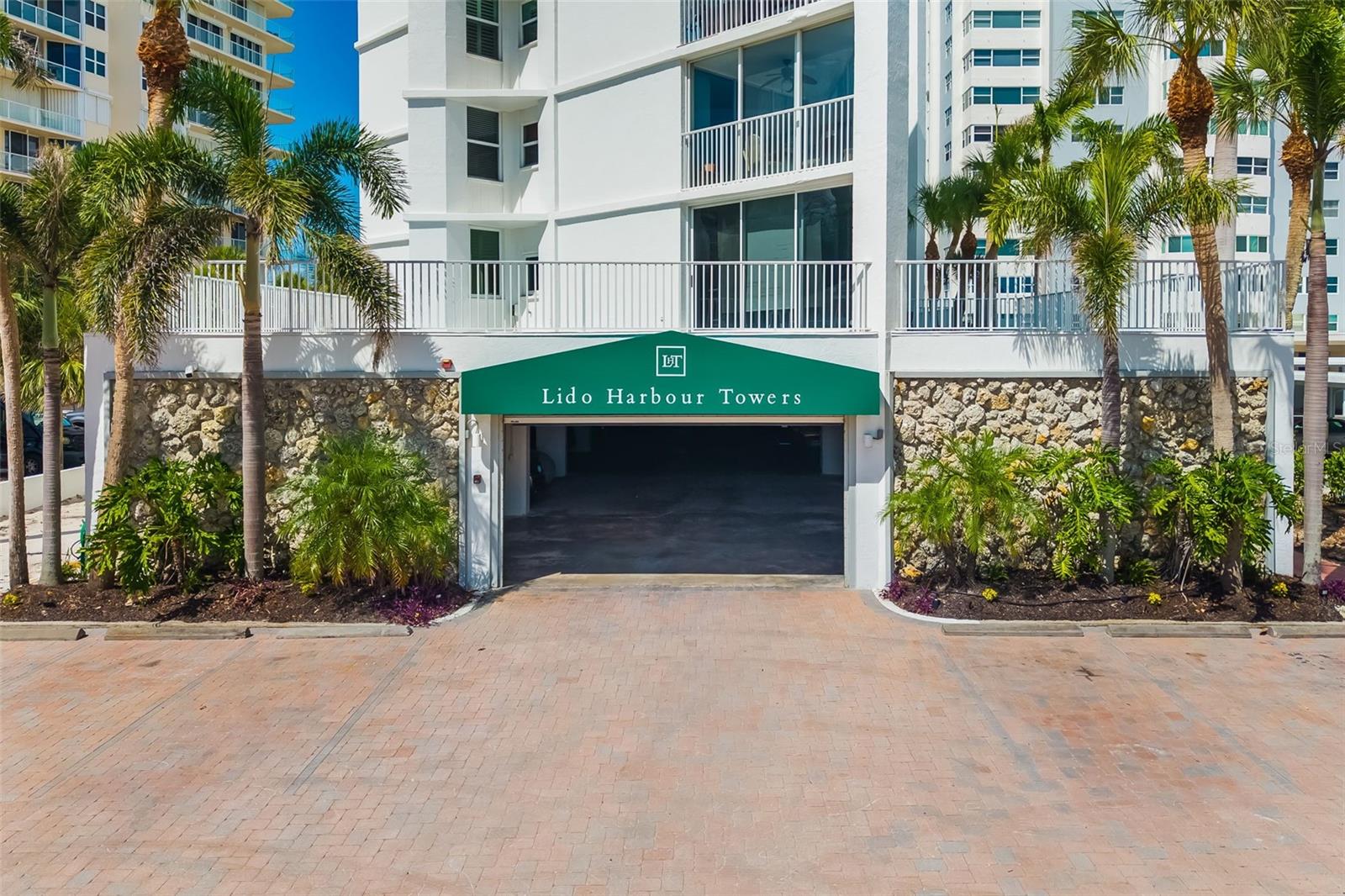 1770 BENJAMIN FRANKLIN DRIVE 203