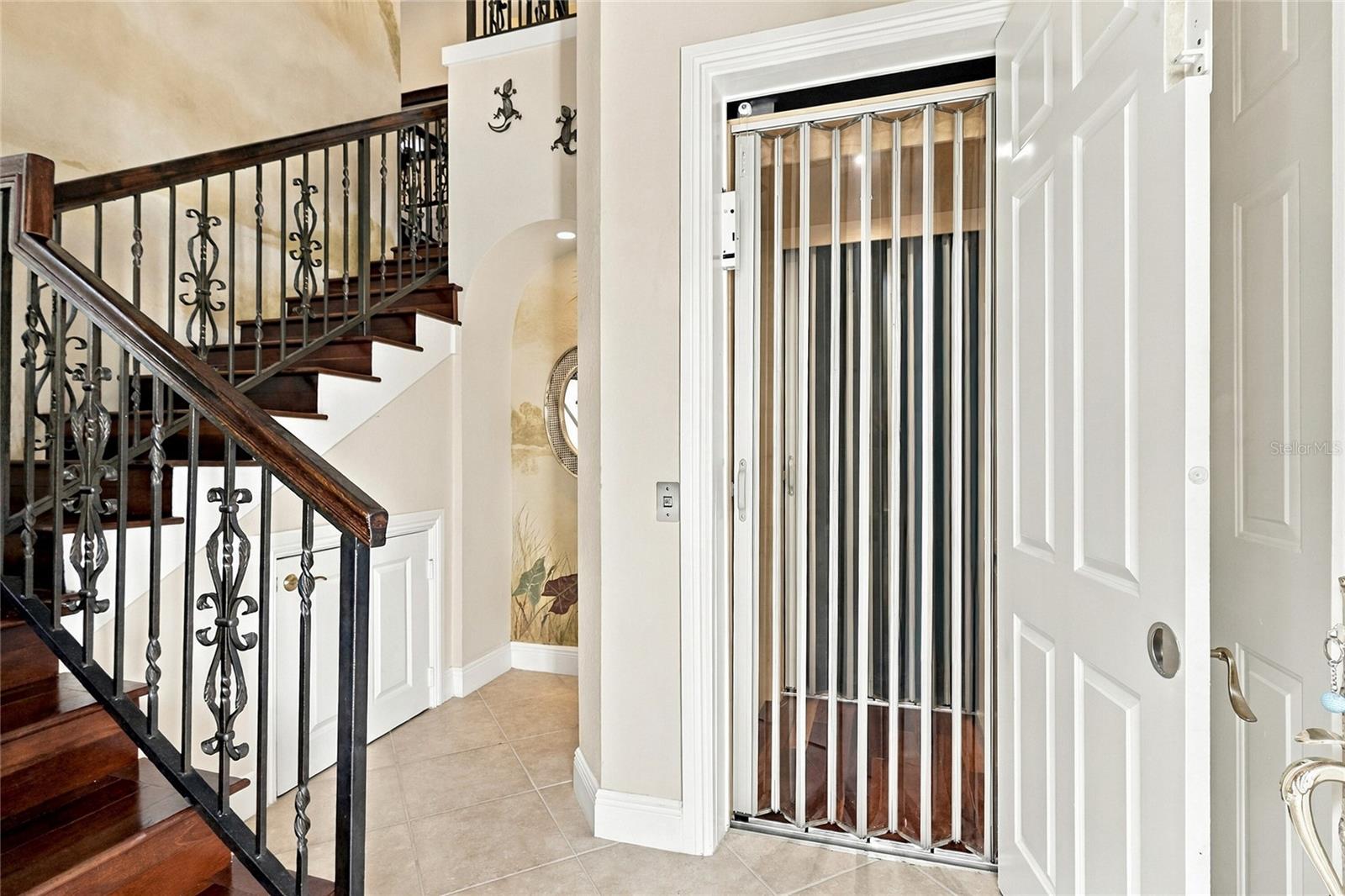 9010 CASCADA WAY 201