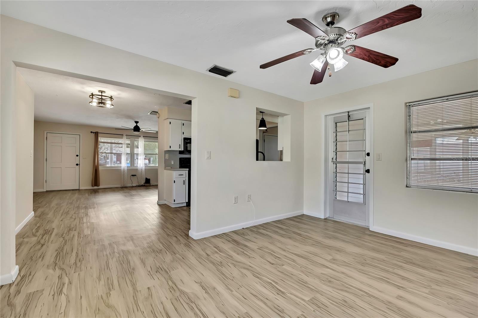 BEVERLY HILLS UNIT 05 - Residential