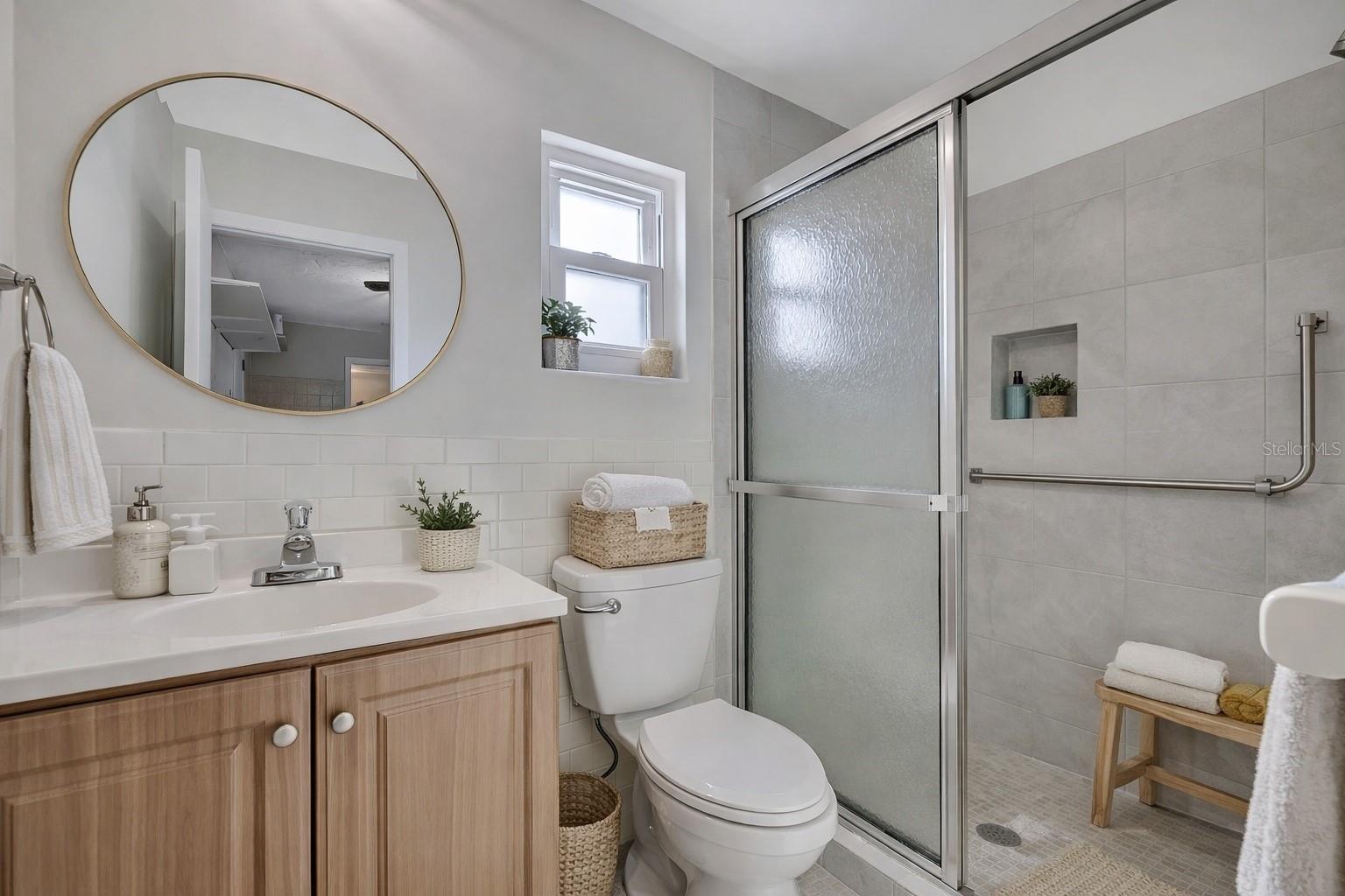 BEVERLY HILLS UNIT 05 - Residential