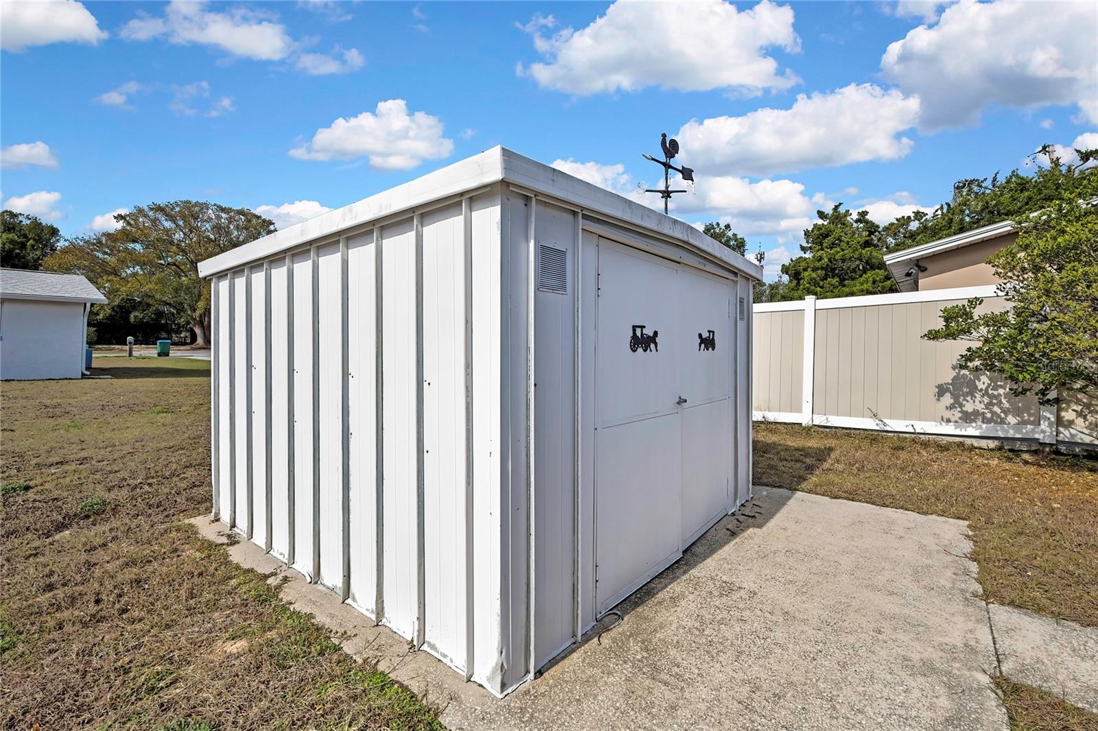 BEVERLY HILLS UNIT 05 - Residential