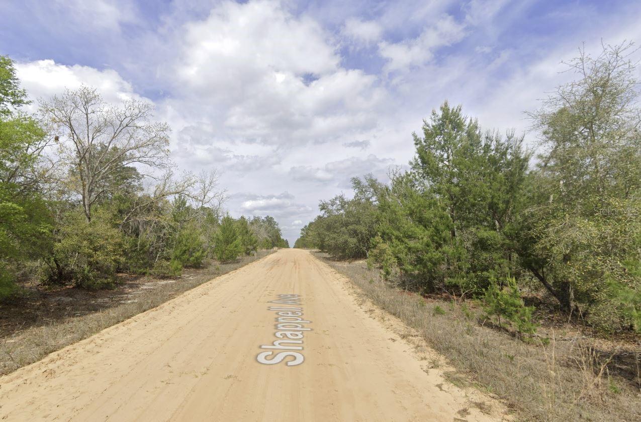 INTERLACHEN LAKES ESTATES - Land