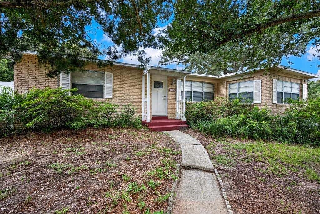 Photo of 404 Pine Road, Ormond Beach, FL 32176 (MLS # V4950576)